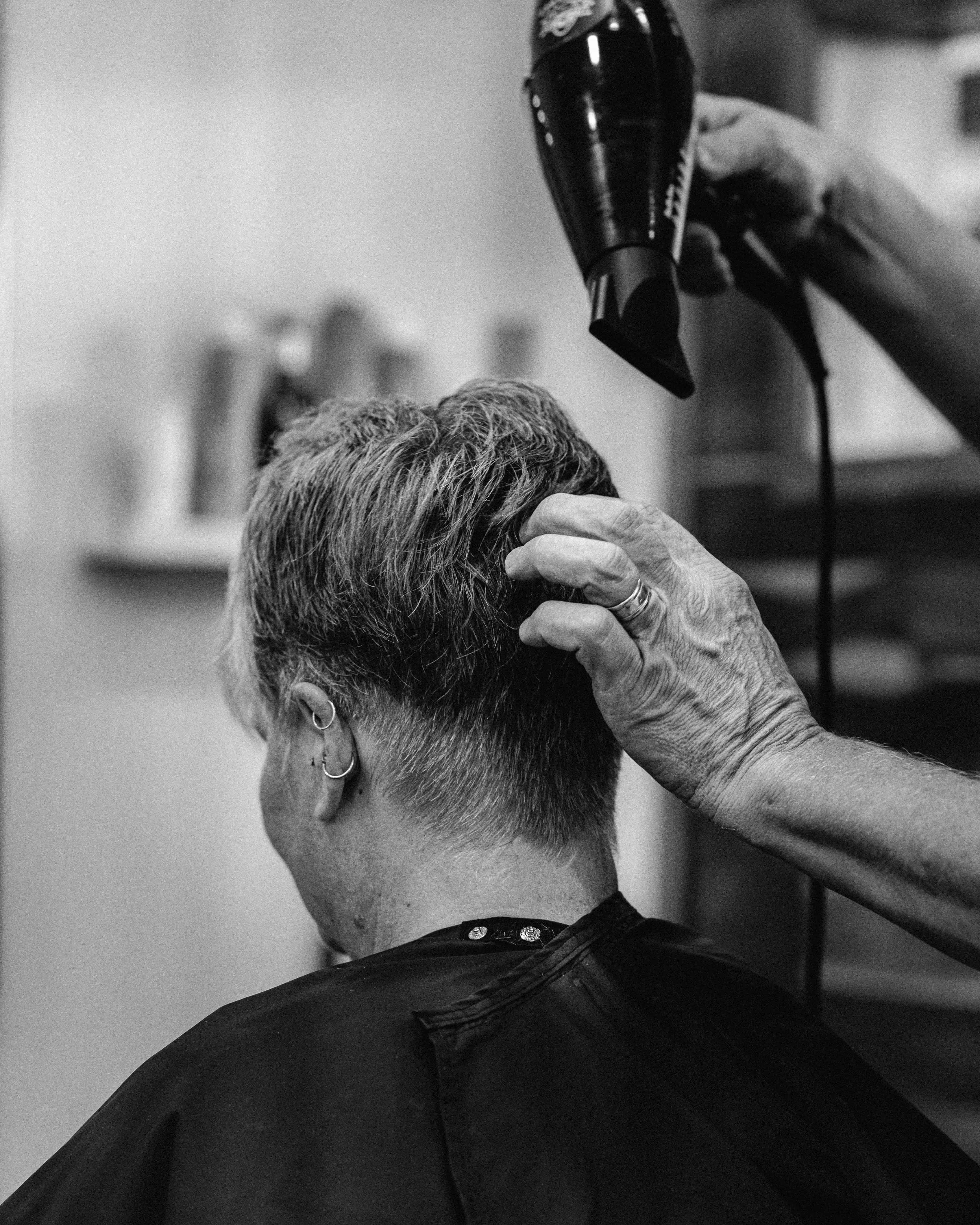 Classic Men's Haircut Service - Vintage Barber Shop